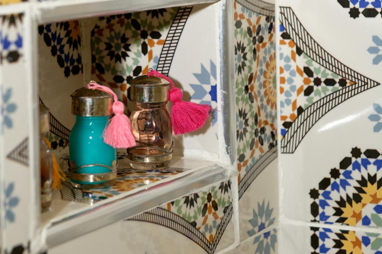 Riad Parfums De Ouarzazate Exterior photo